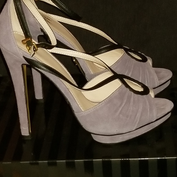 Victoria Secret Heels - Picture 2 of 3